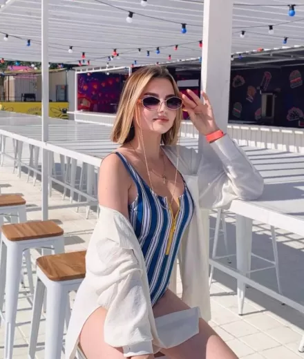 Александра